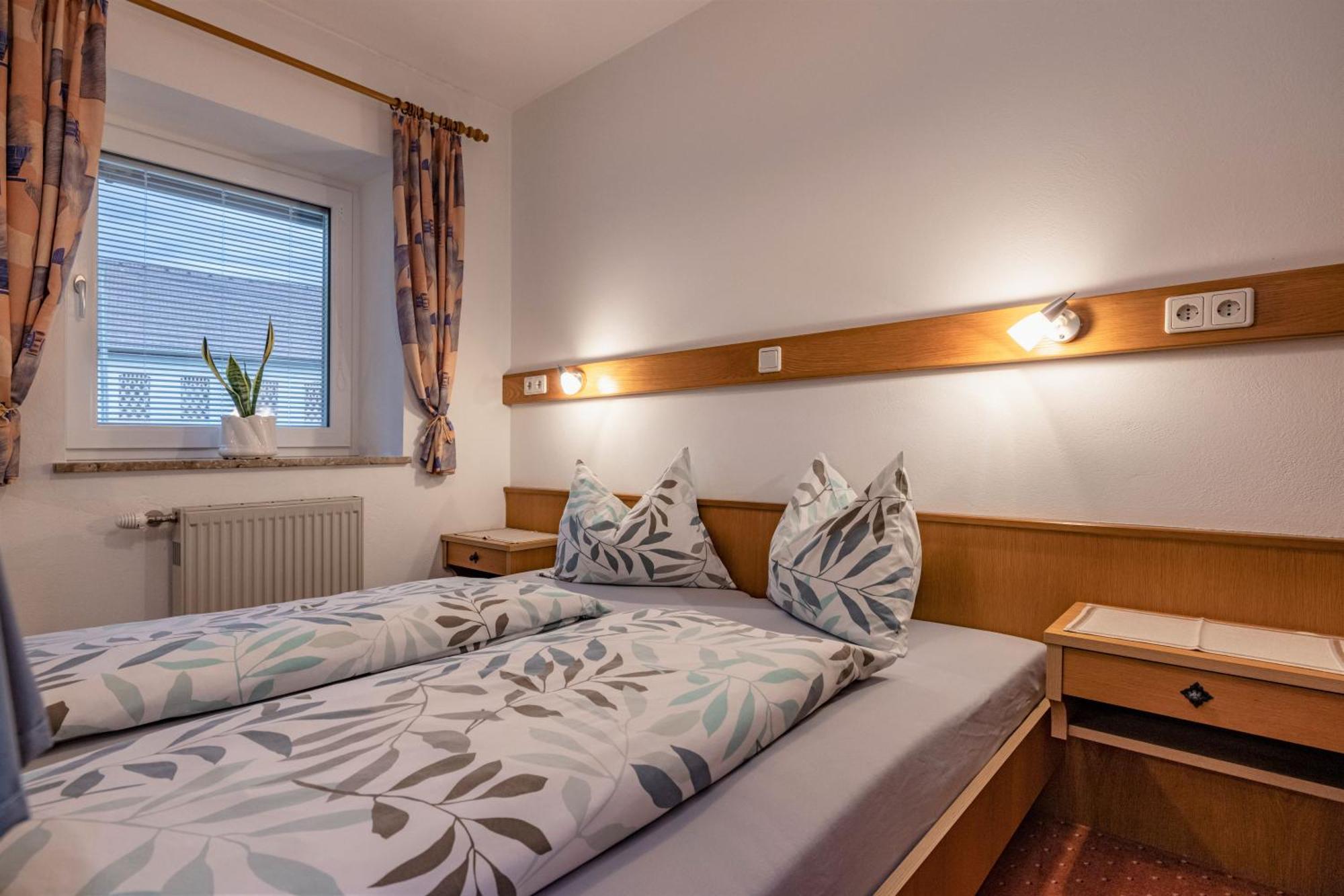 Gaestehaus Eder Tropolach Ruang foto