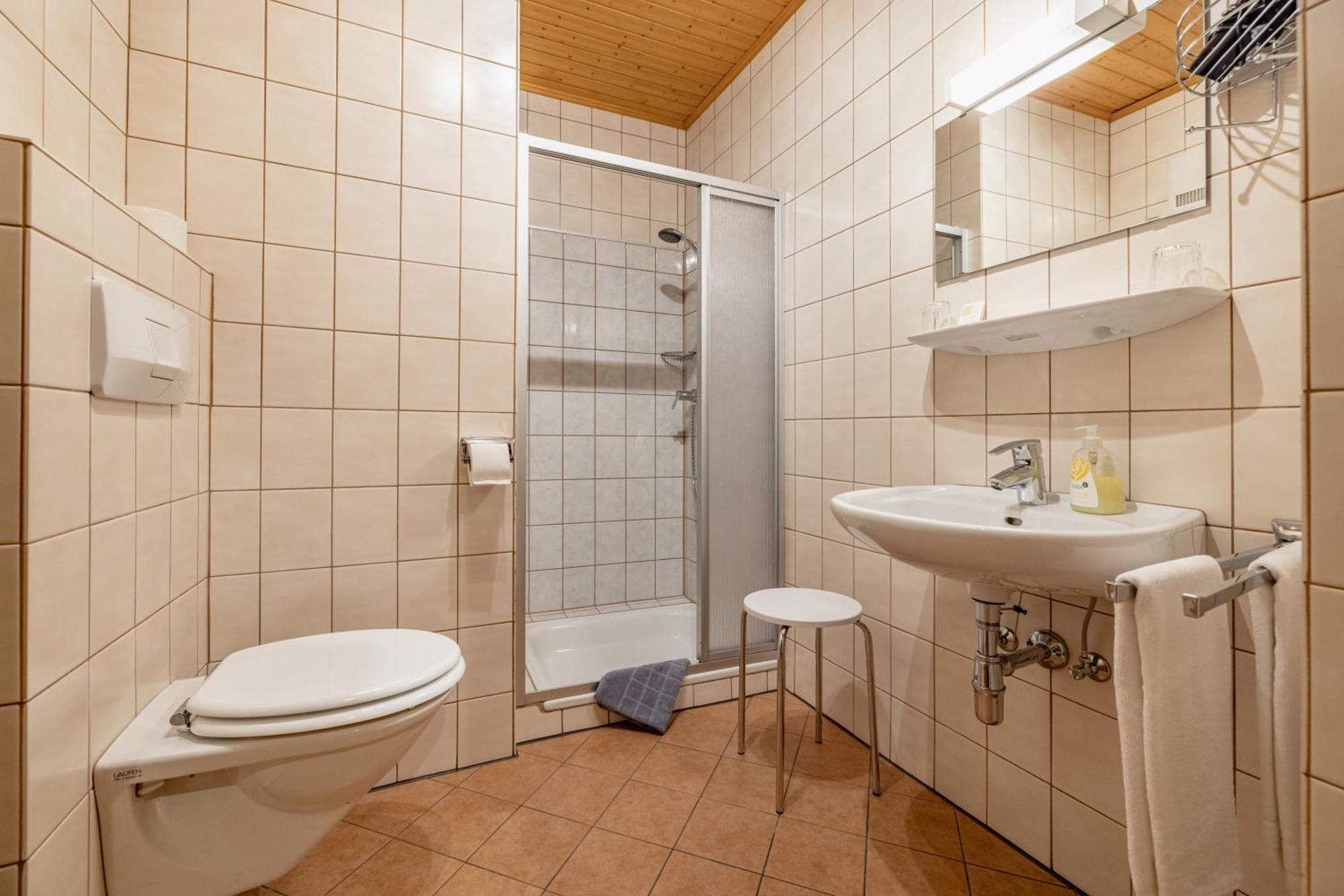 Gaestehaus Eder Tropolach Ruang foto